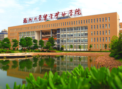 �¾��ӣ�PA�콢��(�й���)����ѧԺҪ�Թ��ʻ��˲�������Ϊ��ѧƫ��