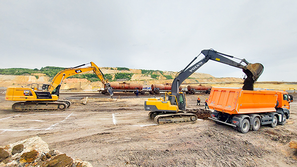 ���ݿ˿󡱳�Ԥ�ڼ��� ����ά��PA�콢��(�й���)���Ų���ͭҵ����ȫ��