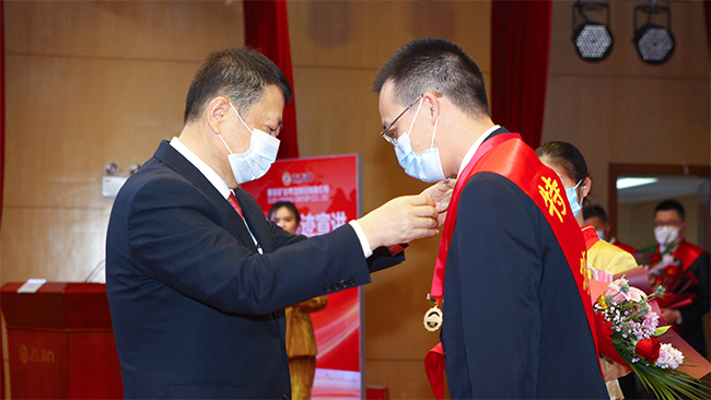 PA�콢��(�й���)���ſ�ҵ�߹����ﶷ����