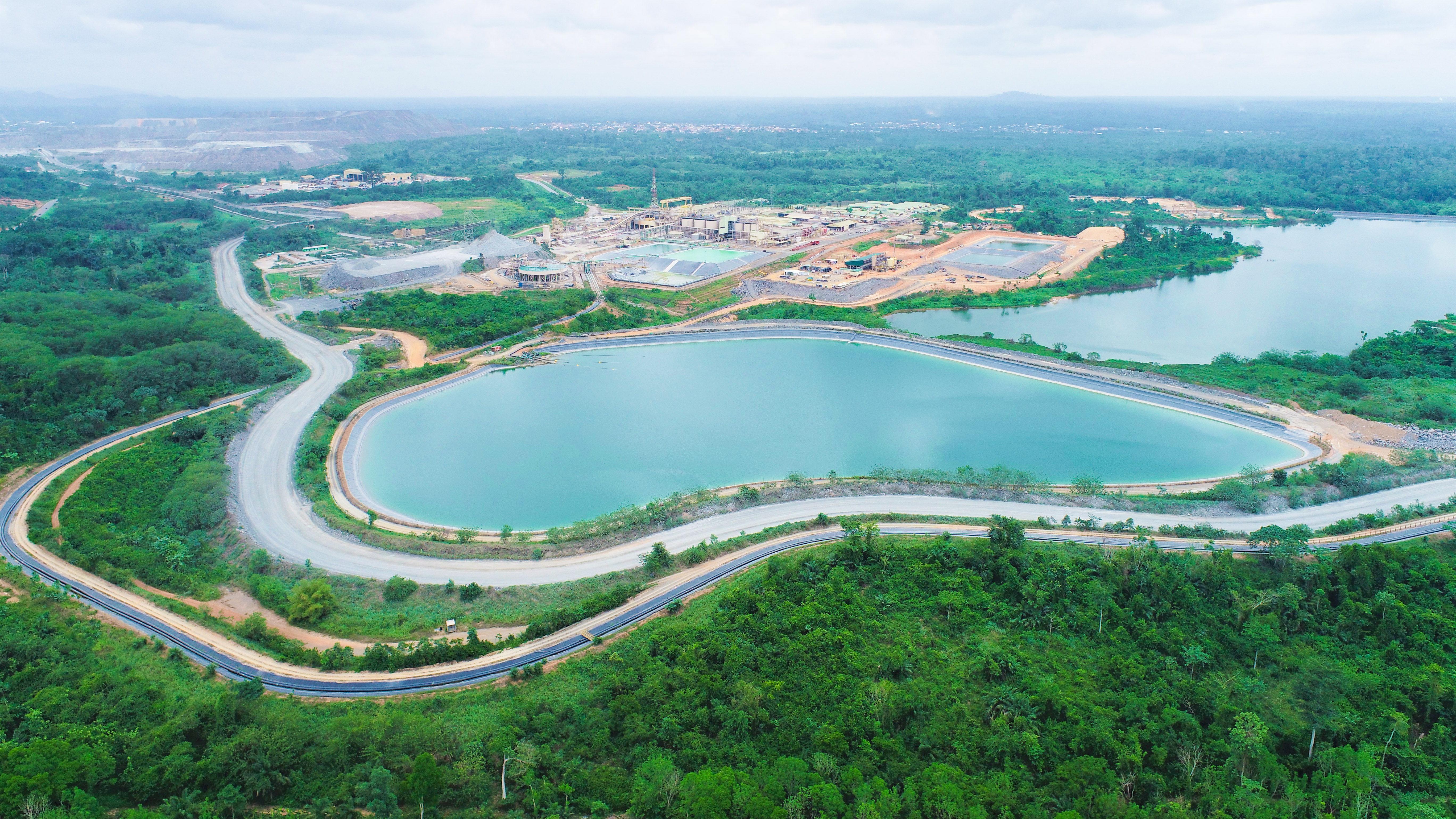 PA�콢��(�й���)���ſ�ҵ��ɼ���Akyem��󽻸�  �ƽ����������Ҫƴͼ