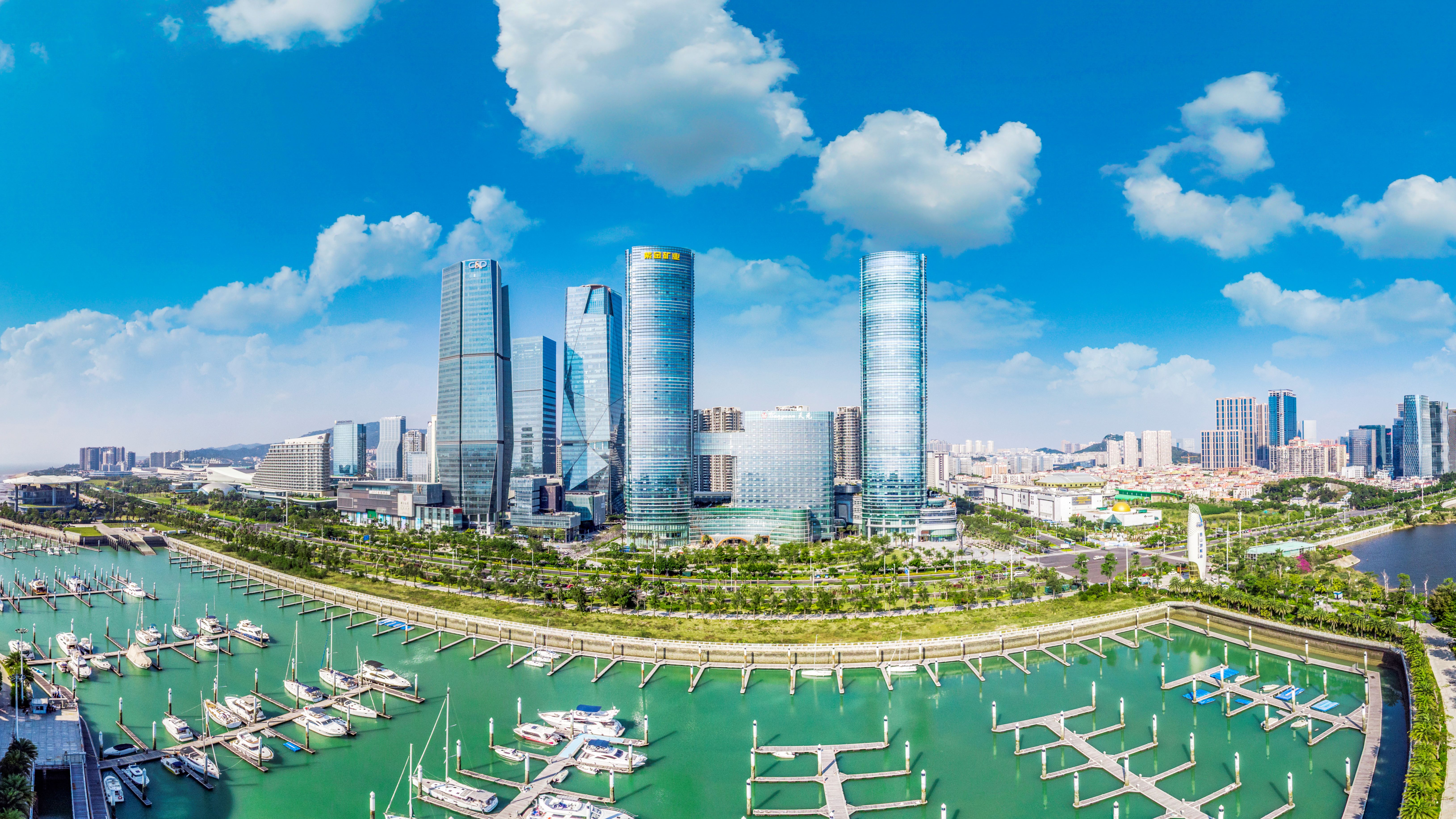 �ٽ�����PA�콢��(�й���)���ſ�ҵ���롶����˹��ȫ��������ҵ2000ǿ���������4λ